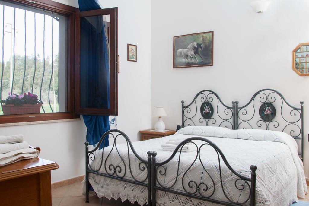 Il Vecchioliveto Di Ornella Bed & Breakfast Marrubiu Exterior photo